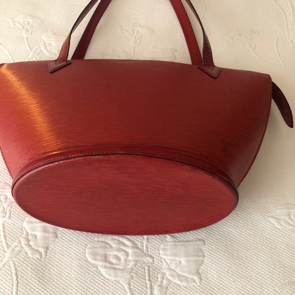 Authentic Louis Vuitton Epi St. Jacques GM. - Picture 8 of 16